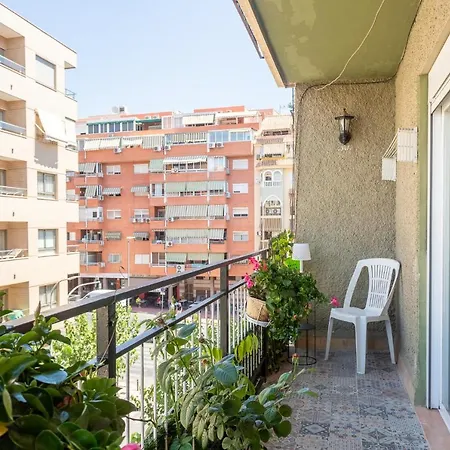 Cozy In The Center Of Benidorm! *